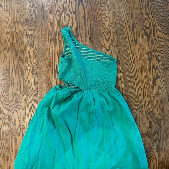 Green Smocked One Shoulder Cutout Sundress Flowy A-Line Beach Long Maxi Dress - Picture 2 of 5